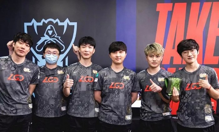 对纽卡斯尔 对纽卡斯尔